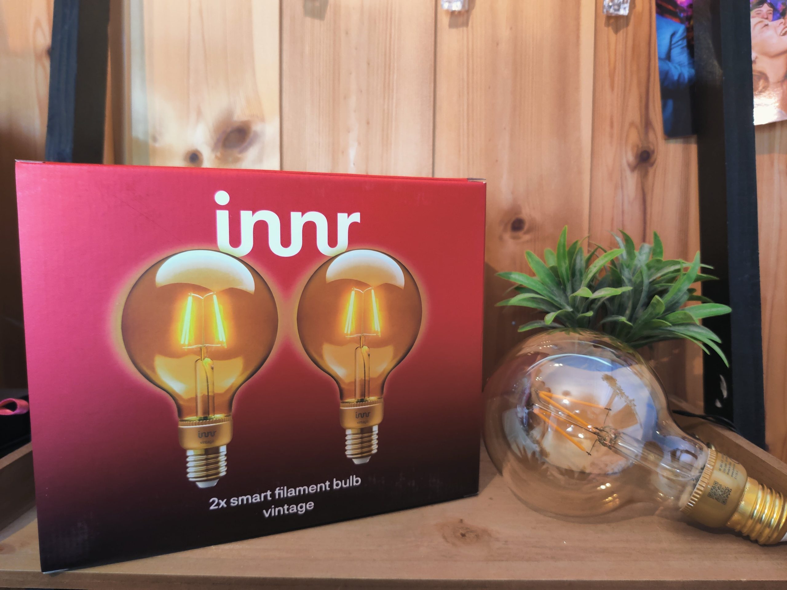 Smart Innr Filament Lamp with E27 fitting MoreHue.com